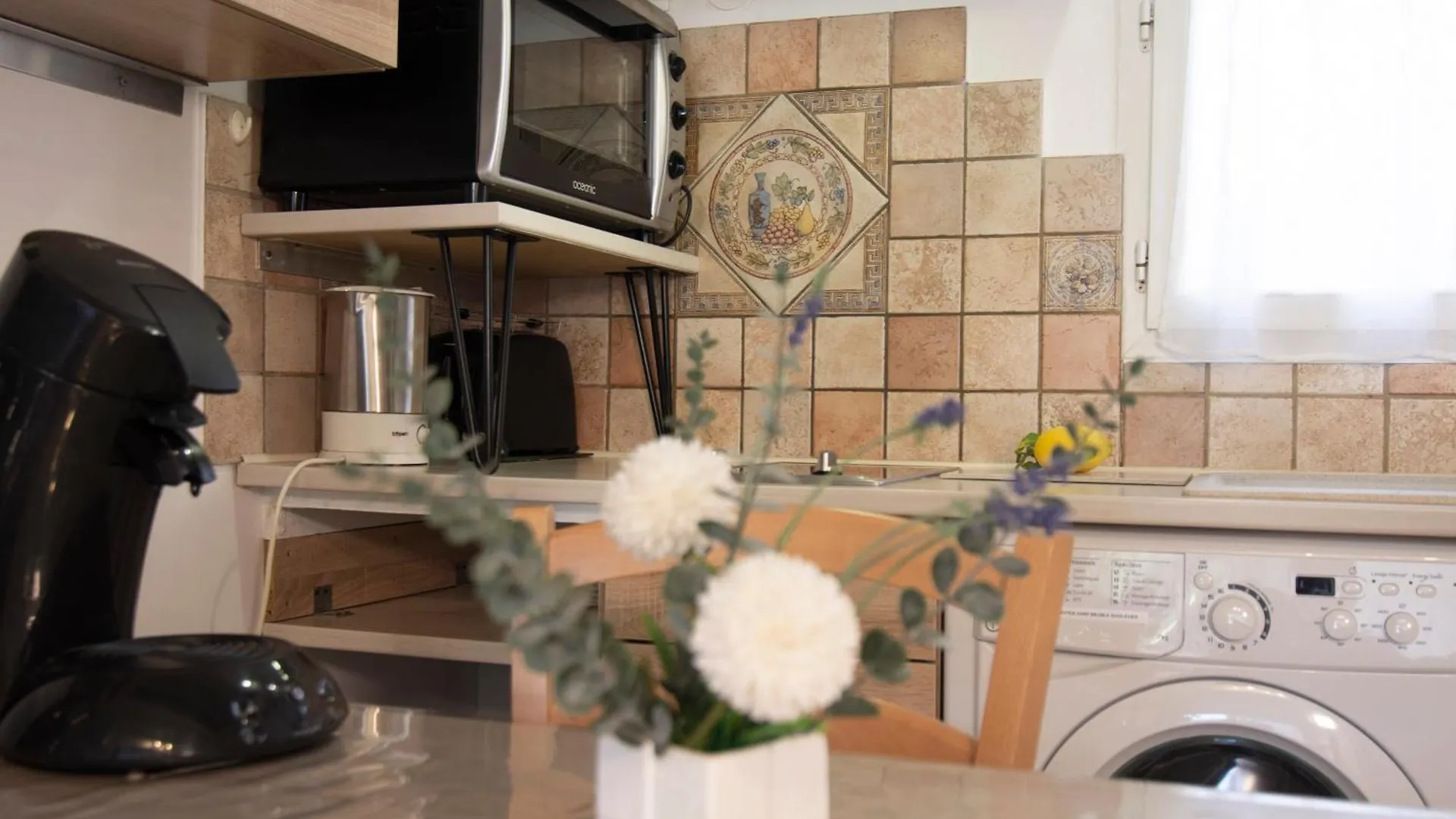 Maisonnette Proche Mer Terrasse Parking Climatisee Villeneuve-Loubet Francja